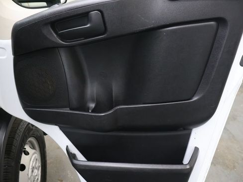 Used 2019 RAM ProMaster 2500 FWD image 11