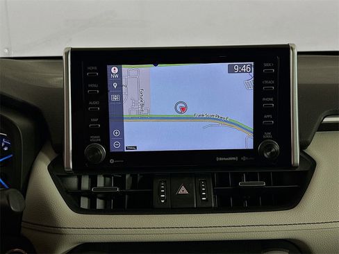 Used 2019 Toyota RAV4 Limited image 13