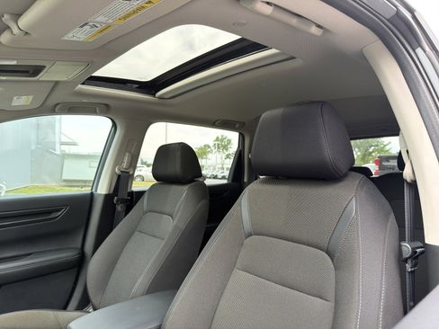 Used 2025 Honda CR-V EX image 27