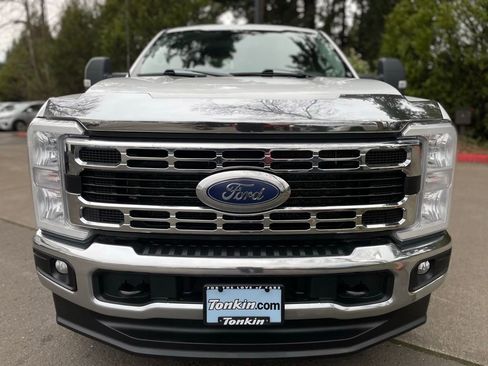 Used 2024 Ford F350 XLT w/ FX4 Off-Road Package image 8