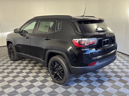 New 2026 Jeep Compass Latitude image 6