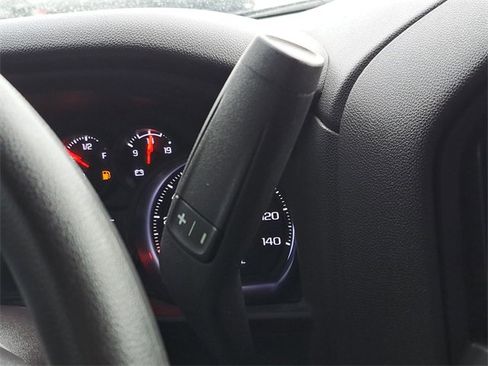 Used 2025 Chevrolet Silverado 1500 Custom image 23