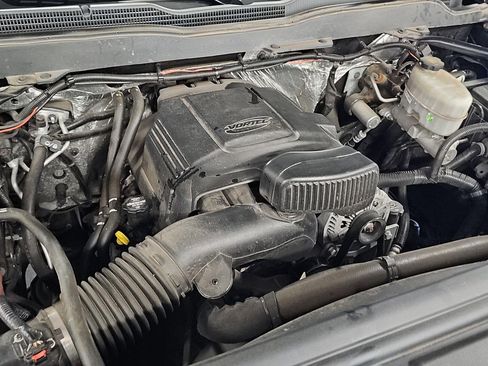 Used 2017 Chevrolet Silverado 2500 LTZ w/ LTZ Plus Package image 36