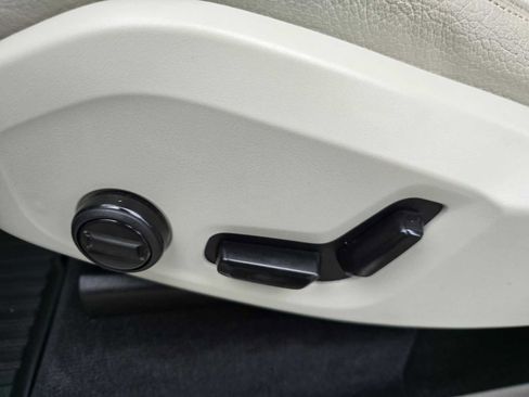 Certified 2023 Volvo XC90 T8 Plus w/ Protection Package Premier image 25