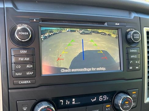 Used 2018 Nissan Titan SL w/ Midnight Edition AWD/4WD image 14