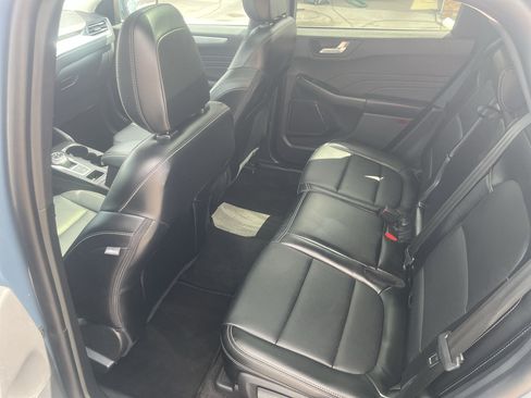 Used 2025 Ford Escape Platinum AWD/4WD image 19