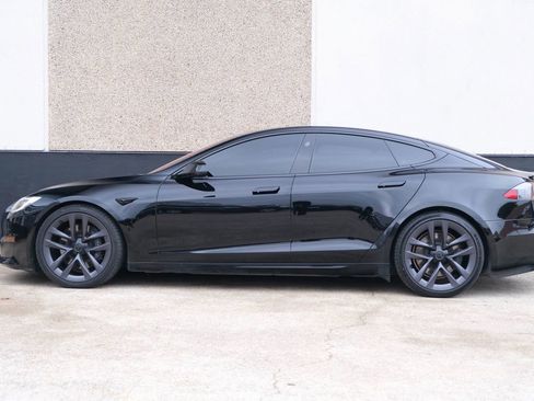 Used 2021 Tesla Model S Plaid image 6