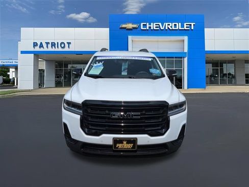 Used 2023 GMC Acadia SLE w/ Elevation Edition AWD/4WD image 5