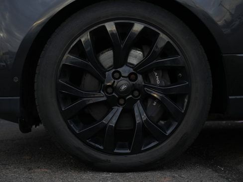 Used 2018 Land Rover Range Rover Supercharged image 13