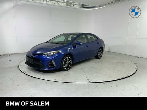 Used 2017 Toyota Corolla SE image 1