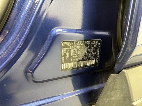 Used 2021 Nissan Rogue SV w/ Premium Package image 22