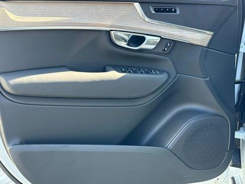 New 2026 Volvo XC90 B5 Plus w/ Protection Package Premier image 25
