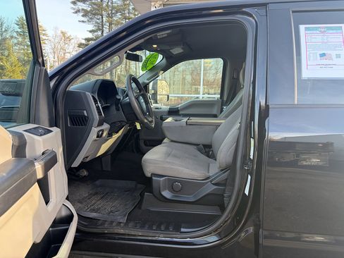 Used 2020 Ford F250 XLT w/ FX4 Off-Road Package image 21