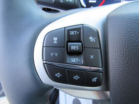 New 2026 Ford Explorer Active AWD/4WD image 13
