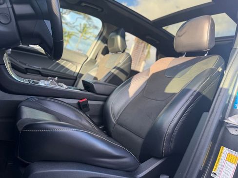 Used 2019 Ford Edge ST w/ Equipment Group 401A image 13