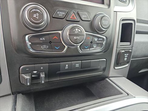 Certified 2023 RAM 1500 Classic SLT w/ Trailer & Traction Group AWD/4WD image 28