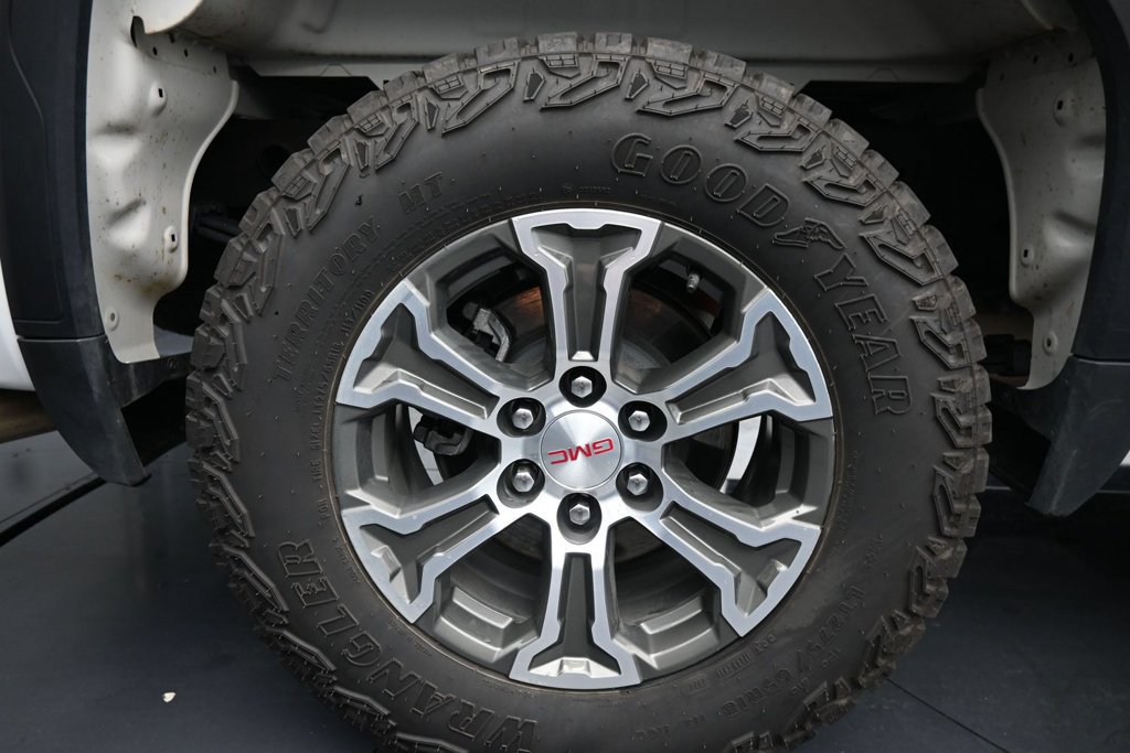 Used 2025 GMC Sierra 1500 Pro w/ Pro Value Package AWD/4WD image 10