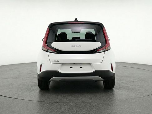 Used 2025 Kia Soul LX w/ LX Technology Package image 7