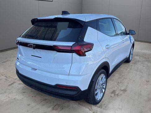New 2027 Chevrolet Bolt LT w/ Comfort Package FWD image 7