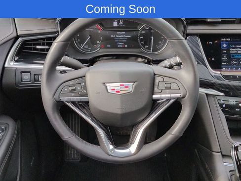 Used 2023 Cadillac XT6 Premium Luxury image 25