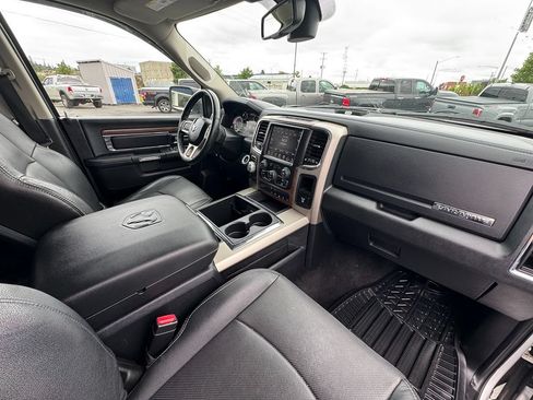 Used 2014 RAM 1500 Laramie w/ Convenience Group AWD/4WD image 28
