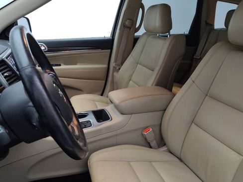 Used 2018 Jeep Grand Cherokee Limited image 17