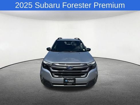 Used 2025 Subaru Forester Premium w/ Convenience Package #1 AWD/4WD image 16