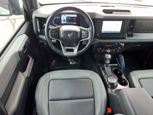 Certified 2023 Ford Bronco Black Diamond image 9