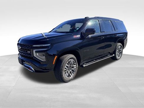 Certified 2025 Chevrolet Tahoe Z71 image 1