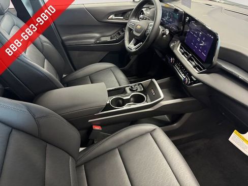 New 2026 Chevrolet Equinox LT image 5