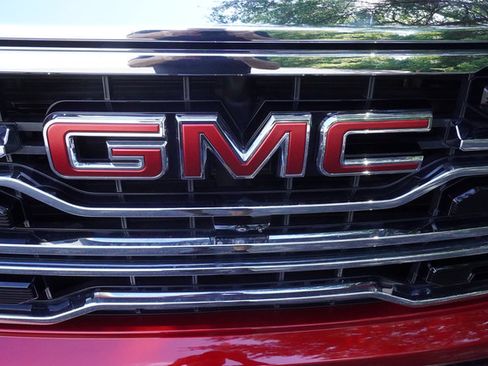 Used 2024 GMC Sierra 1500 SLT w/ SLT Premium Plus Package AWD/4WD image 44