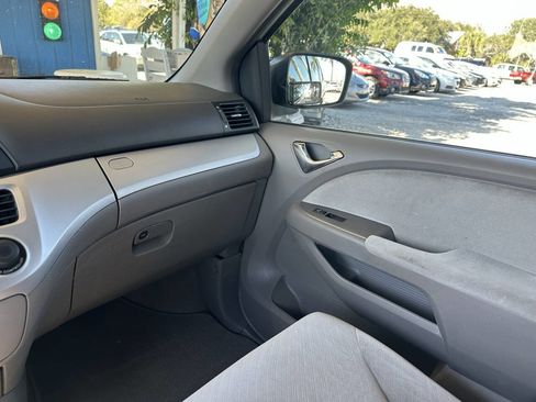 Used 2010 Honda Odyssey LX image 13