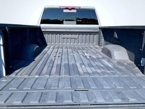 Used 2024 GMC Sierra 3500 AT4 w/ AT4 Premium Plus Package AWD/4WD image 7