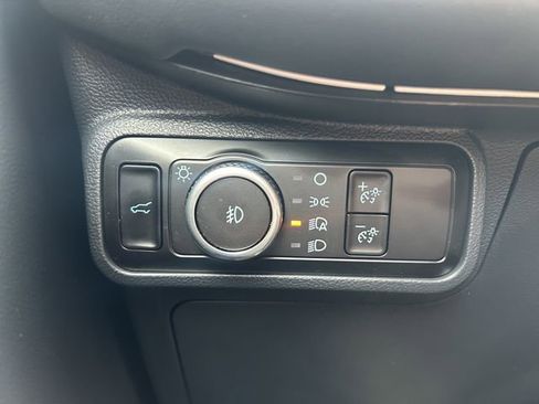 Used 2025 Ford Explorer ST-Line w/ Premium Package image 20