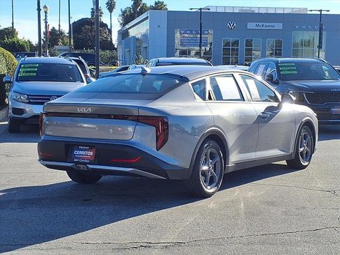 Used 2025 Kia K4 LXS image 5