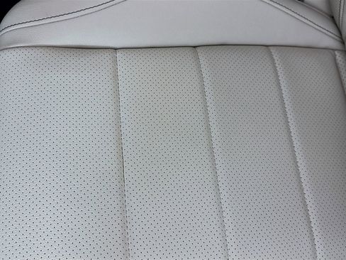 Used 2024 Mercedes-Benz GLE 350 4MATIC image 21