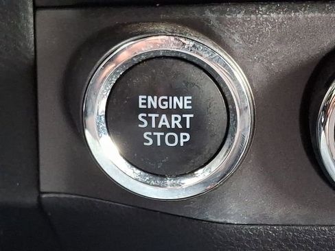 Used 2019 Toyota Tacoma TRD Sport image 22