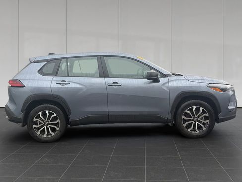 Used 2026 Toyota Corolla Cross S image 6