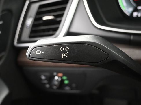 Used 2023 Audi Q5 e Premium Plus AWD/4WD image 24