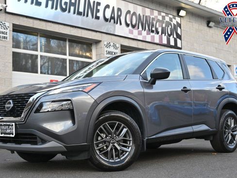 Used 2023 Nissan Rogue S image 1