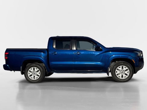 Used 2022 Nissan Frontier SV image 5