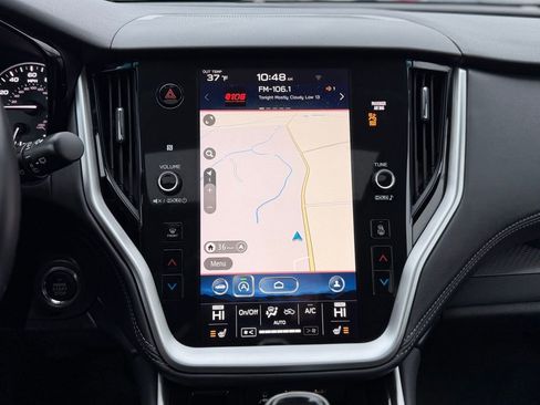 Used 2021 Subaru Outback Premium image 14