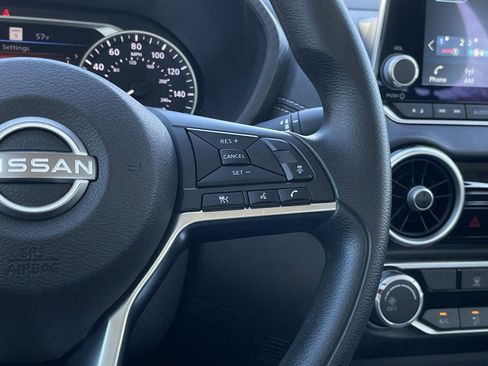 Used 2024 Nissan Sentra SV image 15