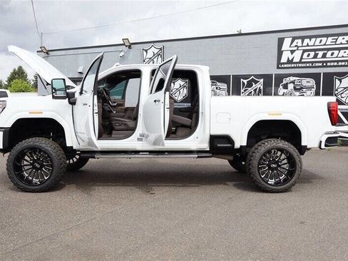 Used 2025 GMC Sierra 3500 Denali w/ Denali Reserve Package AWD/4WD image 38
