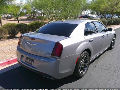 Used 2017 Chrysler 300 S image 6