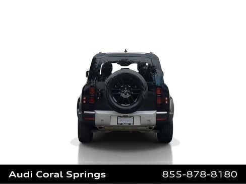 Used 2025 Land Rover Defender 110 S AWD/4WD image 7