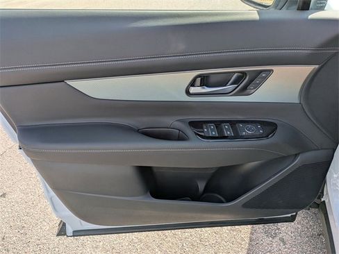 New 2025 Nissan Murano SL image 11