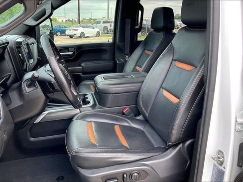 Used 2021 GMC Sierra 2500 AT4 w/ AT4 Premium Plus Package AWD/4WD image 18