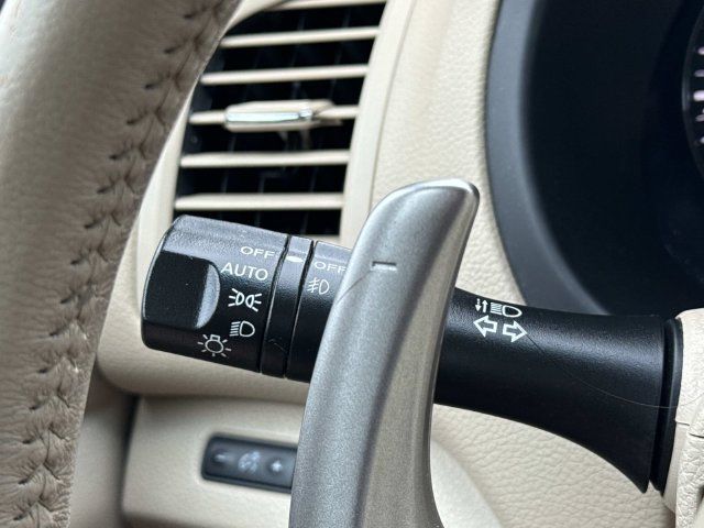 Used 2015 Nissan Altima 3.5 SL FWD image 25