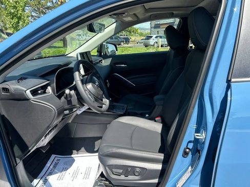 Used 2026 Toyota Corolla Cross XLE AWD/4WD image 24